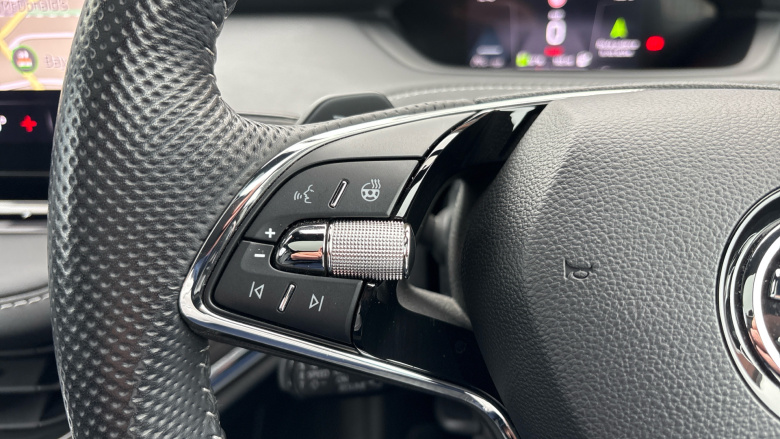 Skoda Enyaq 220kW vRS 82kWh 4x4 5dr Auto Electric 